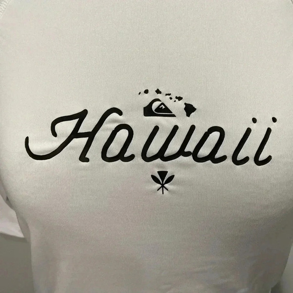 * NWOT* Quicksilver | Hawaii Rashguard - Picture 2 of 6